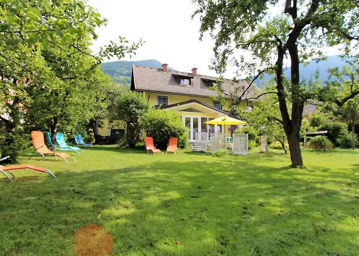 Апартаменты Apartment In Feld Am See Near Ski Slopes Фельд-ам-Зее